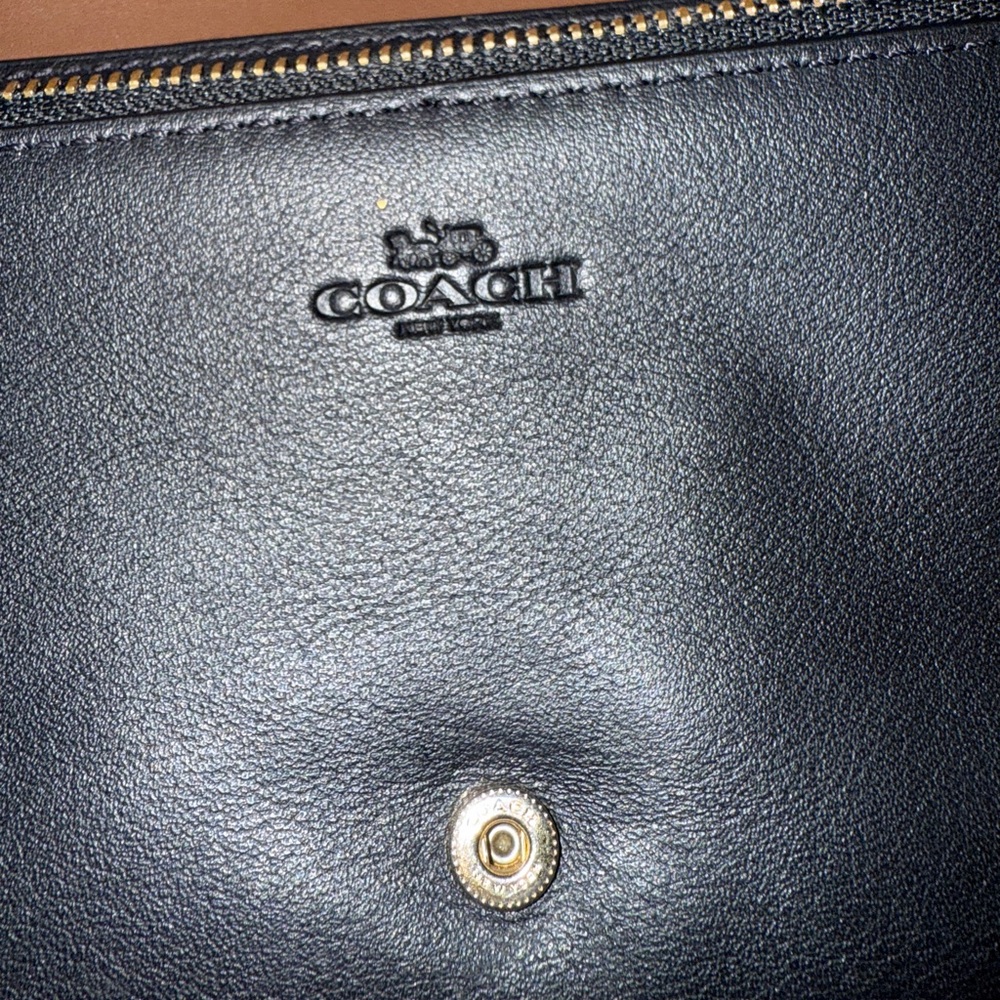 Coach Anna Foldover Clutch Crossbody Bag preowned - Picture 8 of 16